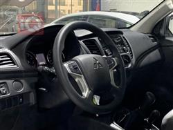 میتسوبیشی L200